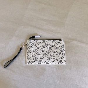 Valfre 👁 Wristlet